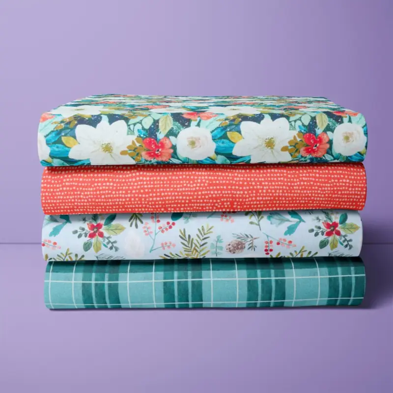 PATCHWORK BUNDLE FESTIVE FLORA Markenprodukt