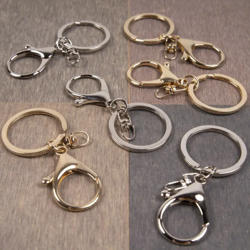 Sonderangebot SCHLÜSSELRING MIT KARABINER