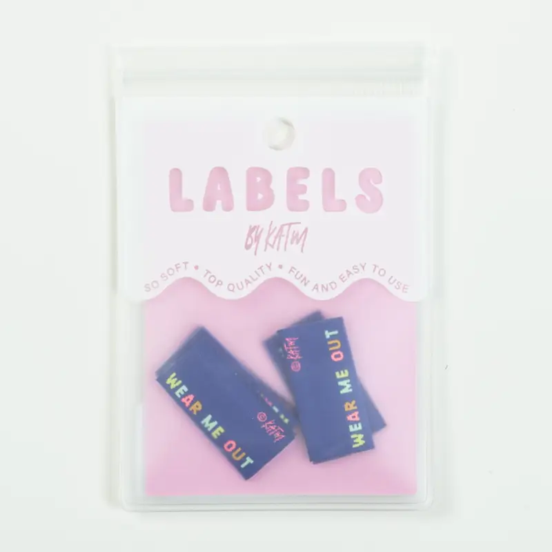 Neue Kollektion WOVEN LABELSWEAR ME IN