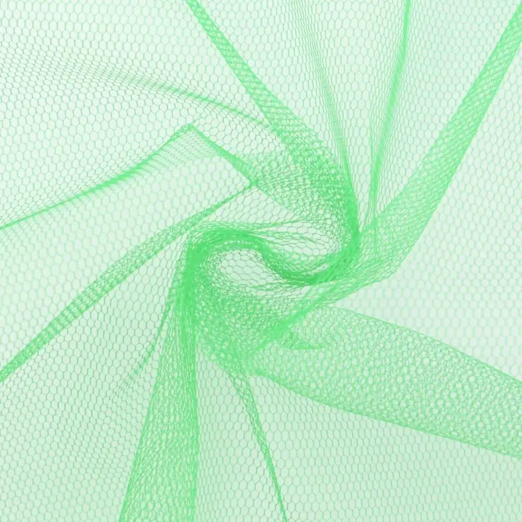 Solange Der Vorrat Reicht Tüll uni, grasgrün