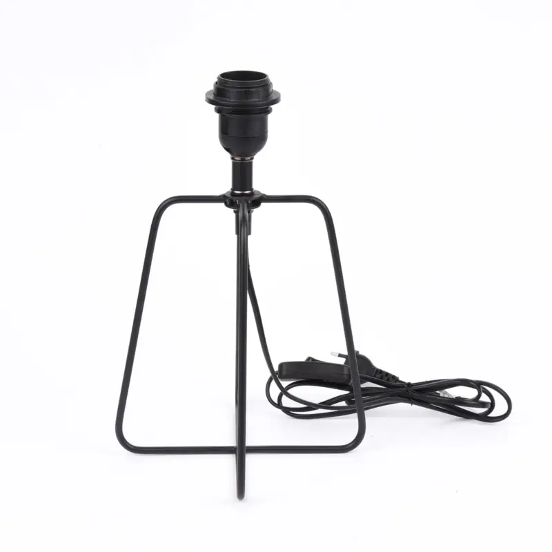 Ausverkauf Tischlampe Metallgestell industriell schwarz 20x31cm