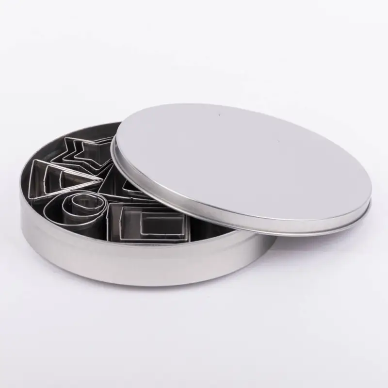24er Set Ausstecher aus Metall für Deko 8 verschiedene Formen je 3 Stück 2-4cm von Rayher Preisreduziert