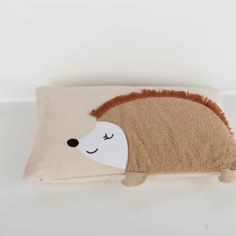 Sofort Bestellen Kuschelkissen Igel beige 30x50cm