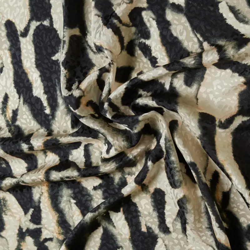 Gewebter Jacquard Puder mit Leopardenmuster Sonderangebot