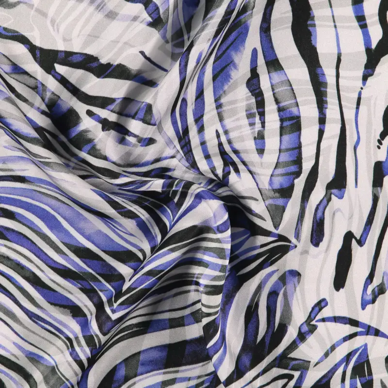 Viskosesatin blau weiß m. Zebrastreifen Mega-Angebot