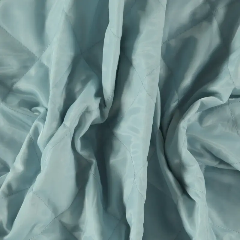 Gewebter Quilt, Hellblau mit Futter Neuheit
