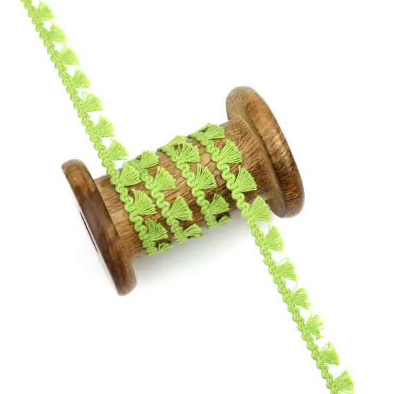 1 Meter Fransenband - Fransenborte - Baumwolle - 1cm - Maigrün Highlight