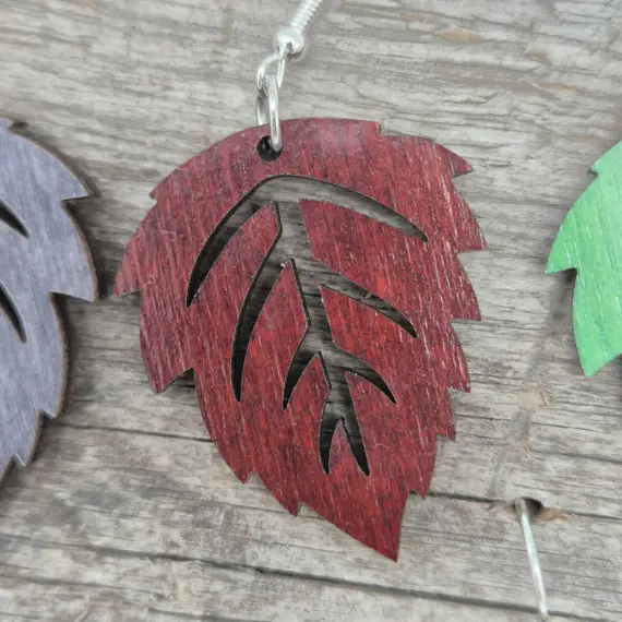 1 Paar Ohrringe Holz - Bunte Blätter - leicht - Herbst - Kirsche - Namensklang Bestpreis